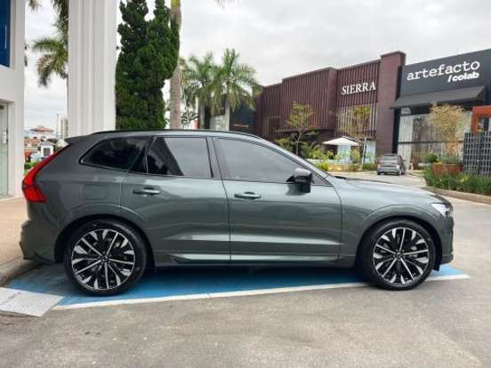 VOLVO-XC60-2.0 T8 PHEV ULTRA DARK AWD GEARTRONIC VOLVO-XC60-2025