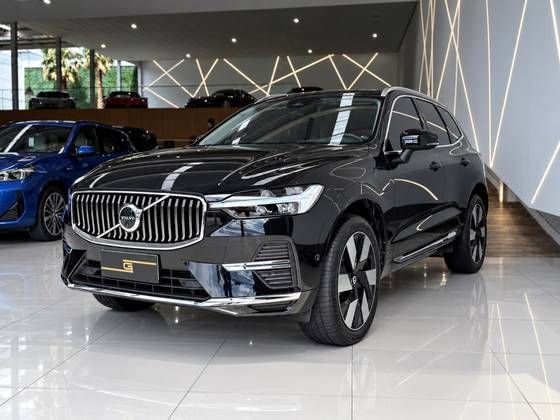 VOLVO XC60 2.0 T8 RECHARGE ULTIMATE AWD GEARTRONIC