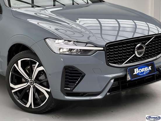 VOLVO-XC60-2023