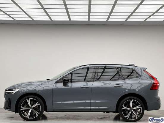 VOLVO-XC60-2023