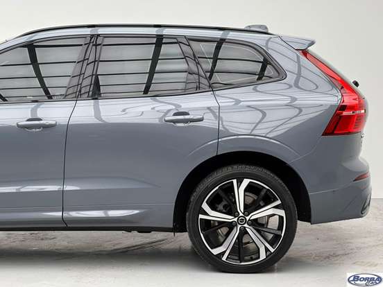 VOLVO-XC60-2023