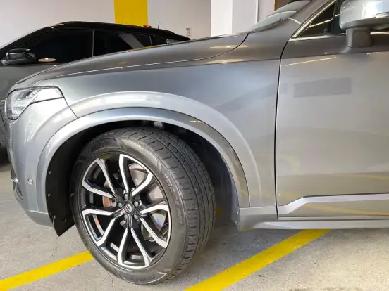 VOLVO-XC90-2.0 T6 GASOLINA MOMENTUM AWD GEARTRONIC VOLVO-XC90-2019