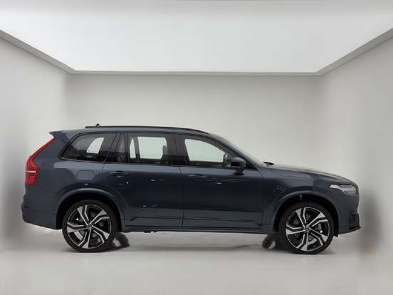 VOLVO-XC90-2024