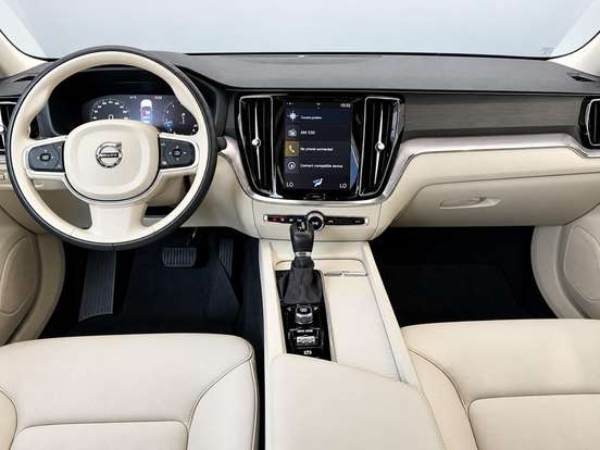 VOLVO-S60-2.0 T4 MOMENTUM GASOLINA 4P AUTOMÁTICO VOLVO-S60-2019
