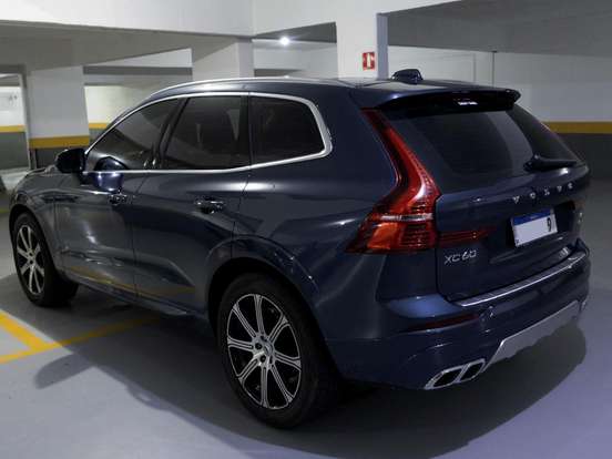 VOLVO-XC60-2.0 D5 DIESEL MOMENTUM AWD GEARTRONIC VOLVO-XC60-2019