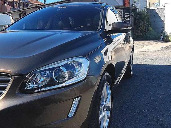 VOLVO-XC60-2.0 T5 MOMENTUM GASOLINA 4P AUTOMÁTICO VOLVO-XC60-2017