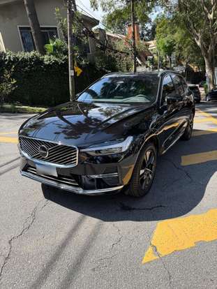 VOLVO-XC60-2025