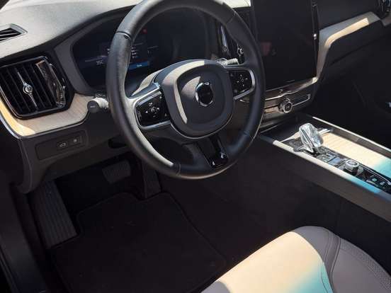 VOLVO-XC60-2.0 T8 PHEV PLUS AWD GEARTRONIC VOLVO-XC60-2025