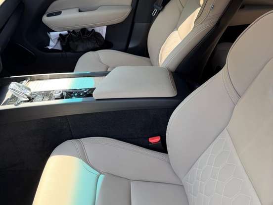 VOLVO-XC60-2.0 T8 PHEV PLUS AWD GEARTRONIC VOLVO-XC60-2025