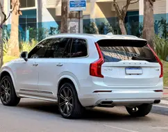 VOLVO XC90 2.0 T8 HYBRID INSCRIPTION AWD GEARTRONIC VOLVO XC90 2.0 T8 HYBRID INSCRIPTION AWD GEARTRONIC