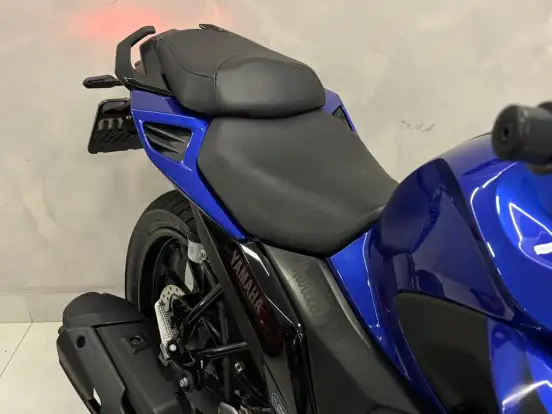 YAMAHA-FZ25 FAZER CONNECTED ABS YAMAHA-FZ25 FAZER CONNECTED ABS-2025
