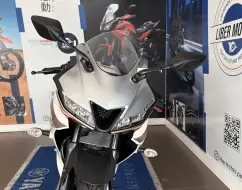 YAMAHA YZF R15 YAMAHA YZF R15