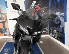 YAMAHA YZF R15 YAMAHA YZF R15