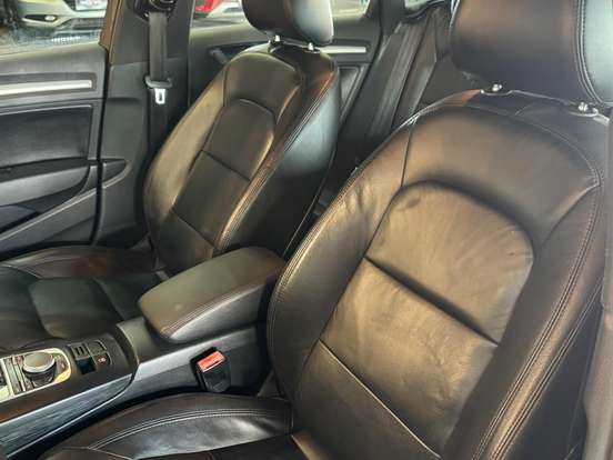 AUDI-A3-1.4 TFSI SEDAN ATTRACTION 16V GASOLINA 4P S-TRONIC AUDI-A3-2014