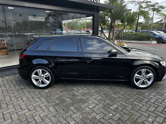 AUDI-A3-2017