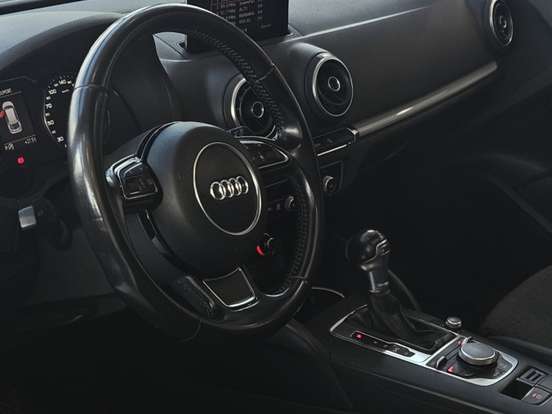 AUDI-A3-1.8 TFSI SPORTBACK 16V GASOLINA 4P AUTOMÁTICO AUDI-A3-2014