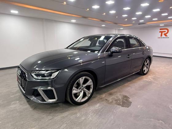 AUDI A4 2.0 TFSI GASOLINA PRESTIGE PLUS S TRONIC
