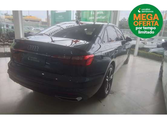 AUDI-A4-2023
