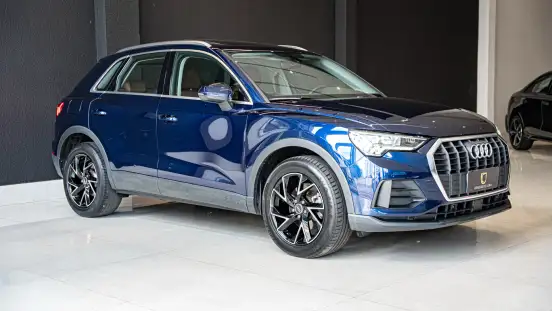 AUDI-Q3-2021