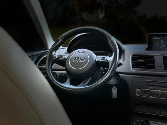 AUDI-Q3-1.4 TFSI AMBIENTE GASOLINA 4P S TRONIC AUDI-Q3-2016