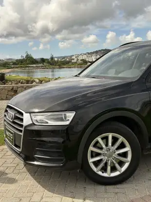 AUDI-Q3-2015