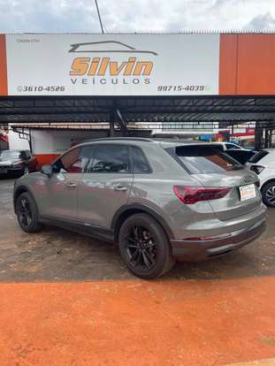 AUDI-Q3-2019