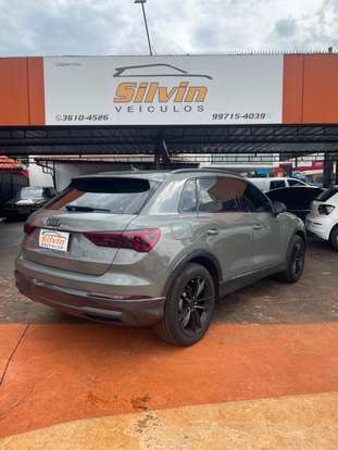 AUDI-Q3-2019