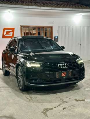 AUDI-Q3-2020