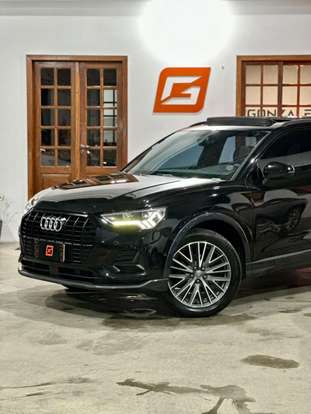 AUDI-Q3-2020