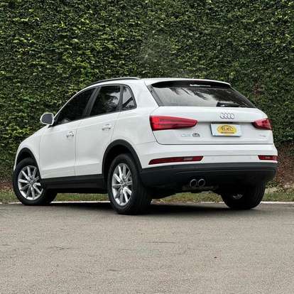 AUDI-Q3-2018