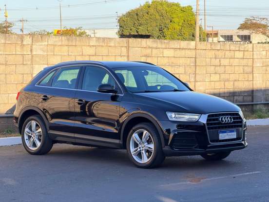 AUDI-Q3-2018