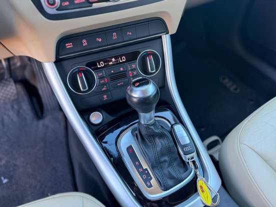 AUDI-Q3-2018