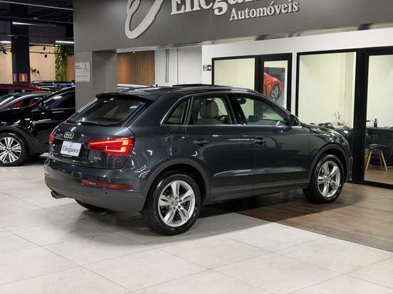 AUDI-Q3-2018