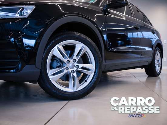 AUDI-Q3-2018