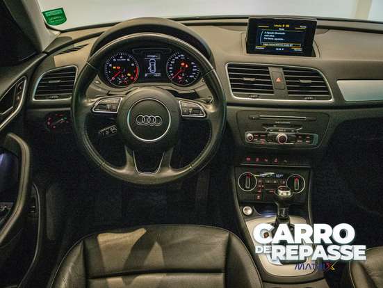 AUDI-Q3-2018