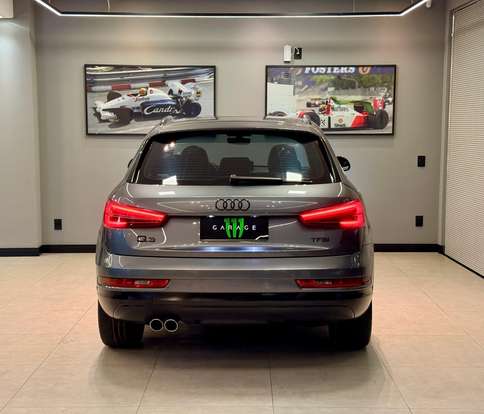 AUDI-Q3-2018