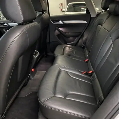 AUDI-Q3-2015
