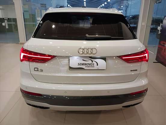AUDI-Q3-2.0 40 TFSI GASOLINA ANNIVERSARY EDITION QUATTRO TIPTRONIC AUDI-Q3-2024