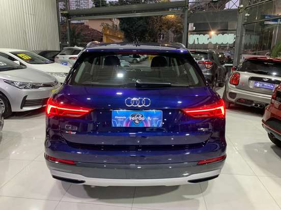 AUDI-Q3-2.0 40 TFSI GASOLINA ANNIVERSARY EDITION QUATTRO TIPTRONIC AUDI-Q3-2024