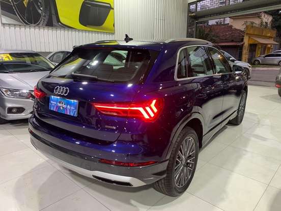 AUDI-Q3-2.0 40 TFSI GASOLINA ANNIVERSARY EDITION QUATTRO TIPTRONIC AUDI-Q3-2024