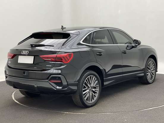 AUDI-Q3-2.0 40 TFSI GASOLINA PERFORMANCE QUATTRO TIPTRONIC AUDI-Q3-2023