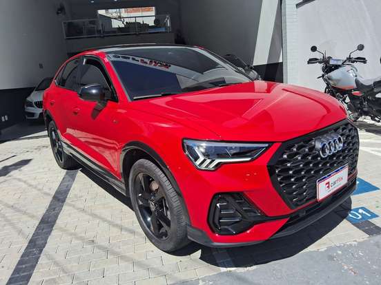 AUDI-Q3-2.0 40 TFSI GASOLINA SPORTBACK PERFORMANCE BLACK QUATTRO TIPTRONIC AUDI-Q3-2022