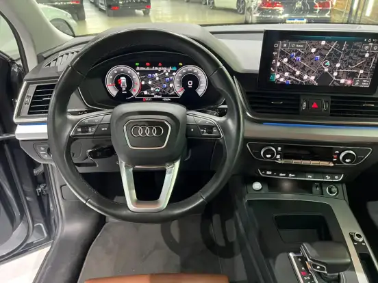 AUDI-Q5-2023