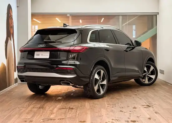 AUDI-Q5-2026
