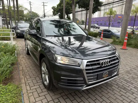 AUDI-Q5-2017