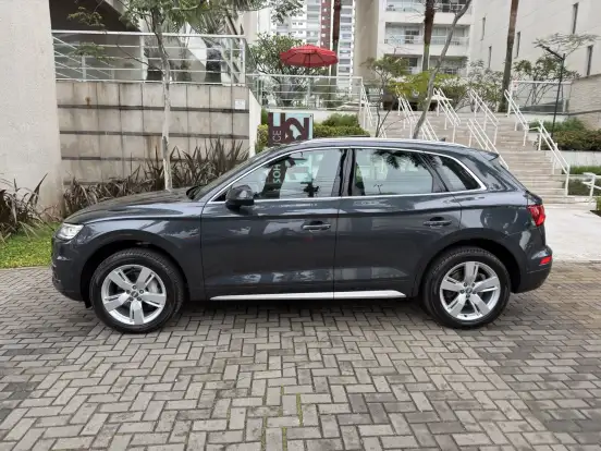 AUDI-Q5-2.0 TFSI GASOLINA AMBIENTE S TRONIC AUDI-Q5-2017