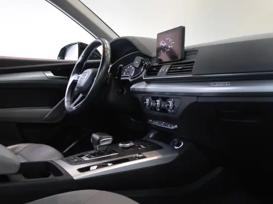 AUDI-Q5-2.0 TFSI GASOLINA PRESTIGE S TRONIC AUDI-Q5-2019