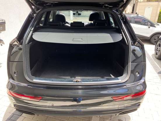 AUDI-Q5-2022