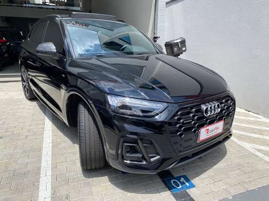 AUDI-Q5-2022