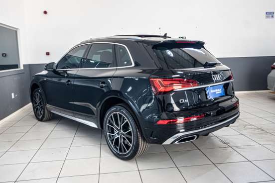 AUDI-Q5-2024
